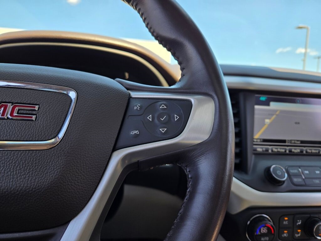 2017 Gmc Acadia SLT photo 37