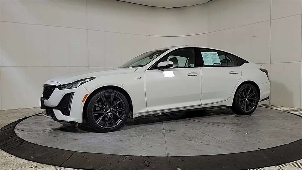 2023 CADILLAC CT5 - Image 4