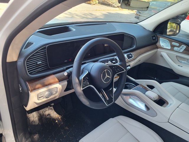 2025 Mercedes Benz GLE 450 4MATIC photo 6