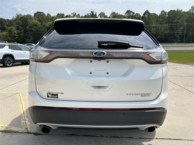 2017 Ford Edge Titanium photo 5