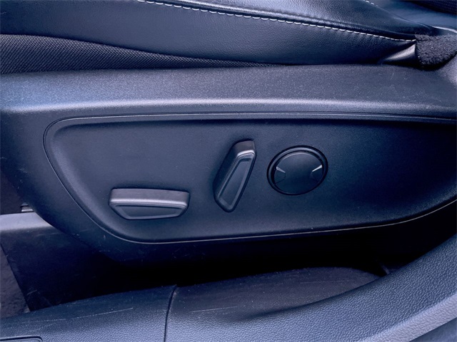 2024 Ford Escape Platinum photo 4