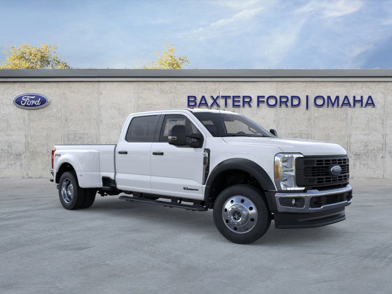 2026 Ford F-450 Super Duty XL's photo