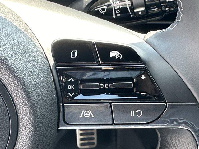 2025 Hyundai Elantra SEL Sport photo 23