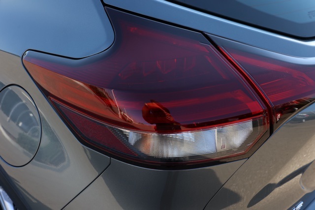 2025 Nissan Kicks Play S photo 3