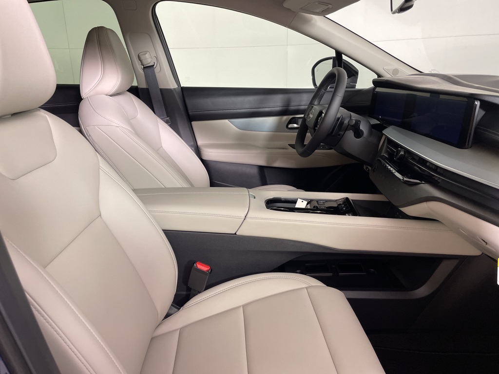 2025 Nissan Murano SL photo 13