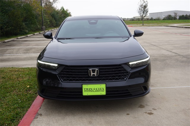 2025 Honda Accord Hybrid Sport photo 2