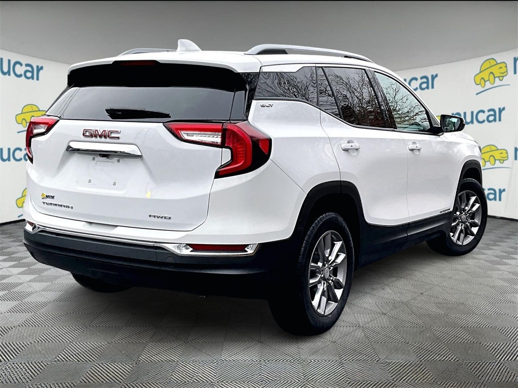 2024 Gmc Terrain SLT photo 4