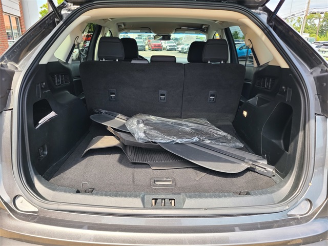 2020 Ford Edge SE photo 37