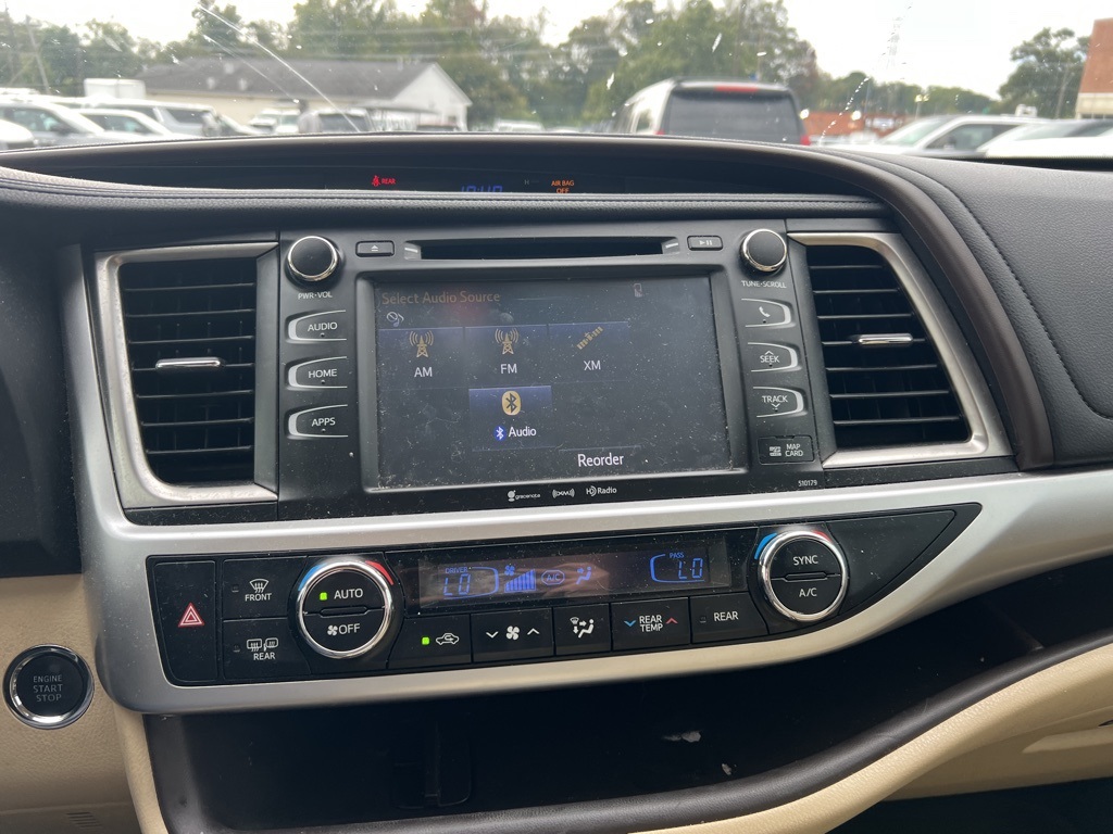 2018 Toyota Highlander XLE photo 30