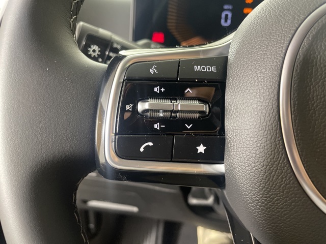 2025 Kia Sorento S photo 19