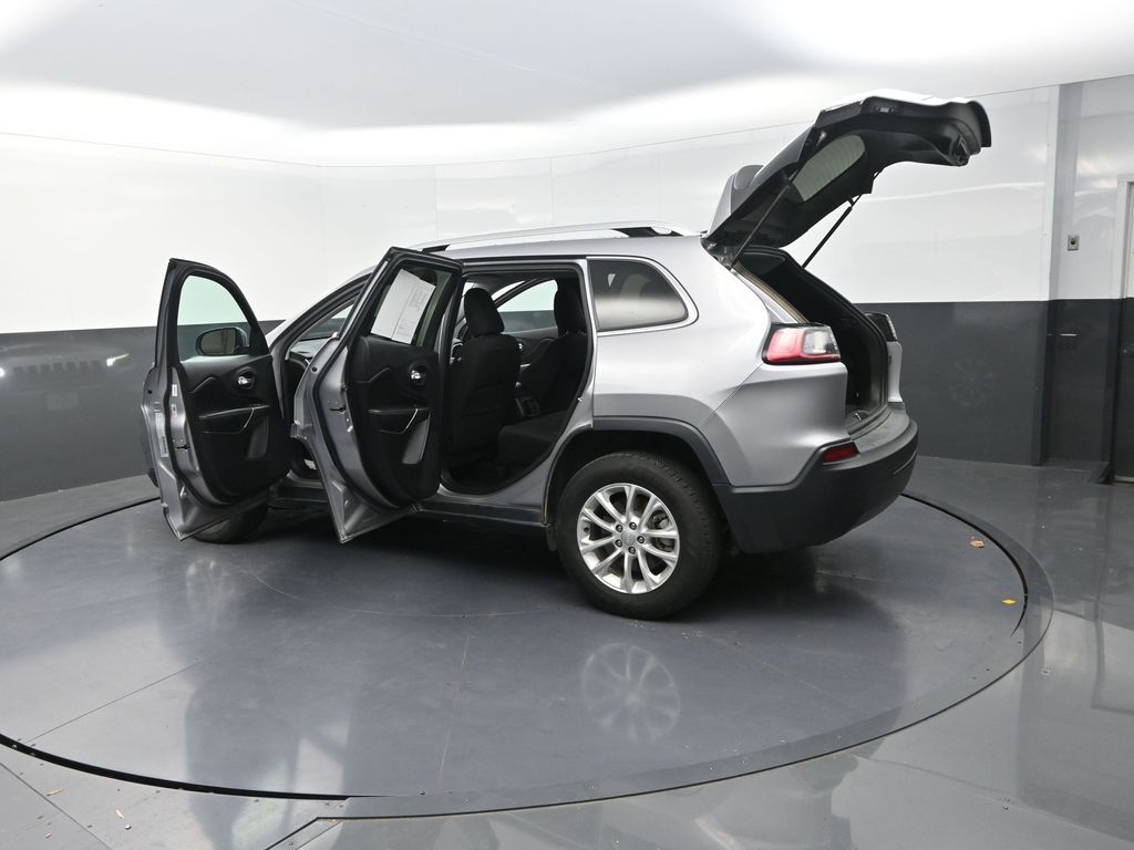 2019 Jeep Cherokee Latitude photo 30