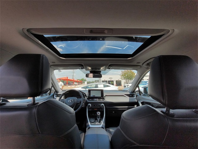 2024 Toyota RAV4 Hybrid XLE Premium photo 29