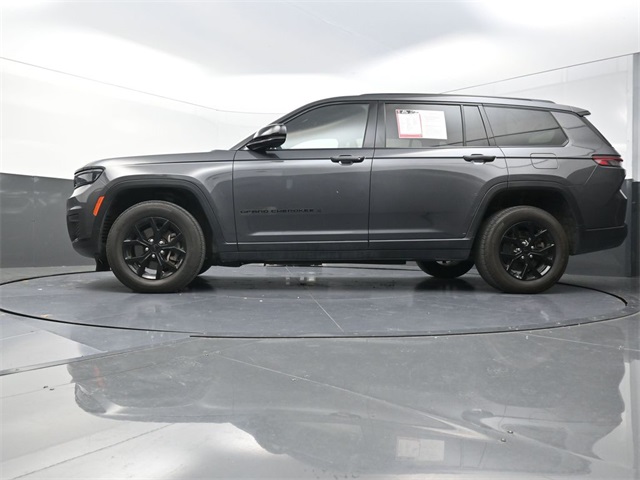 2024 Jeep Grand Cherokee Altitude photo 25