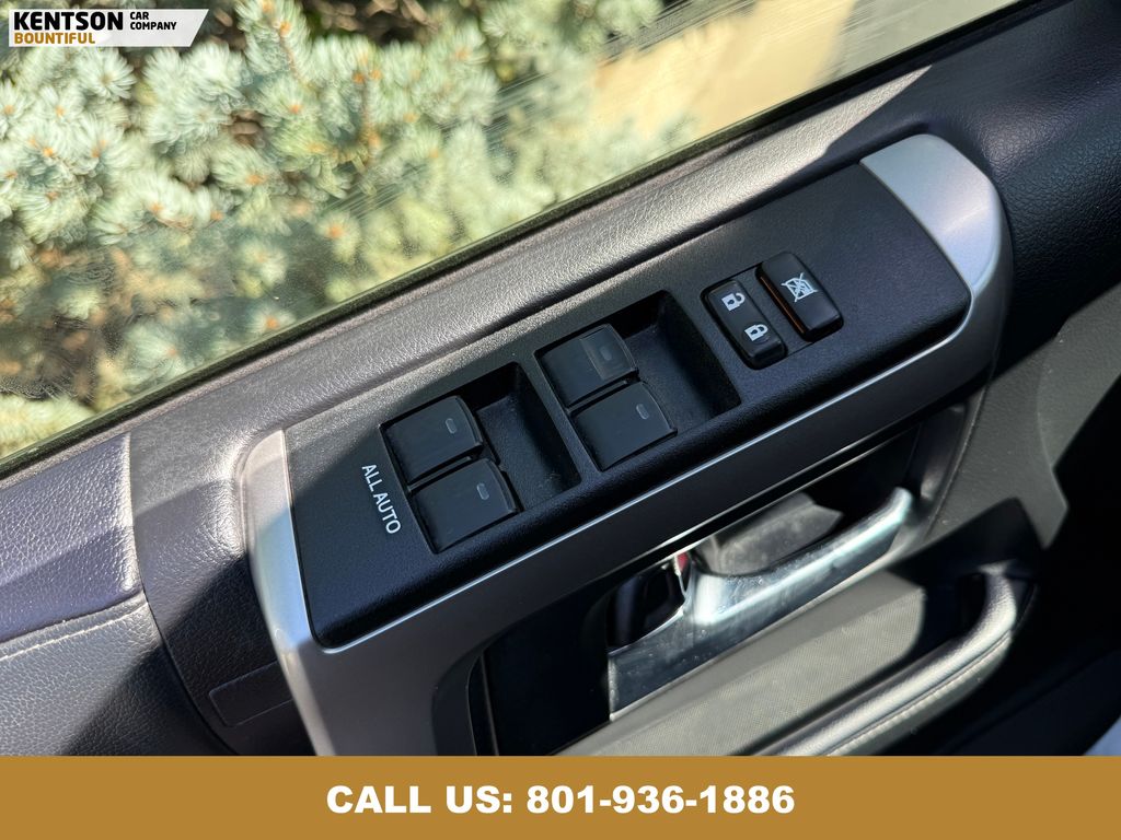 2024 Toyota 4Runner SR5 Premium photo 22