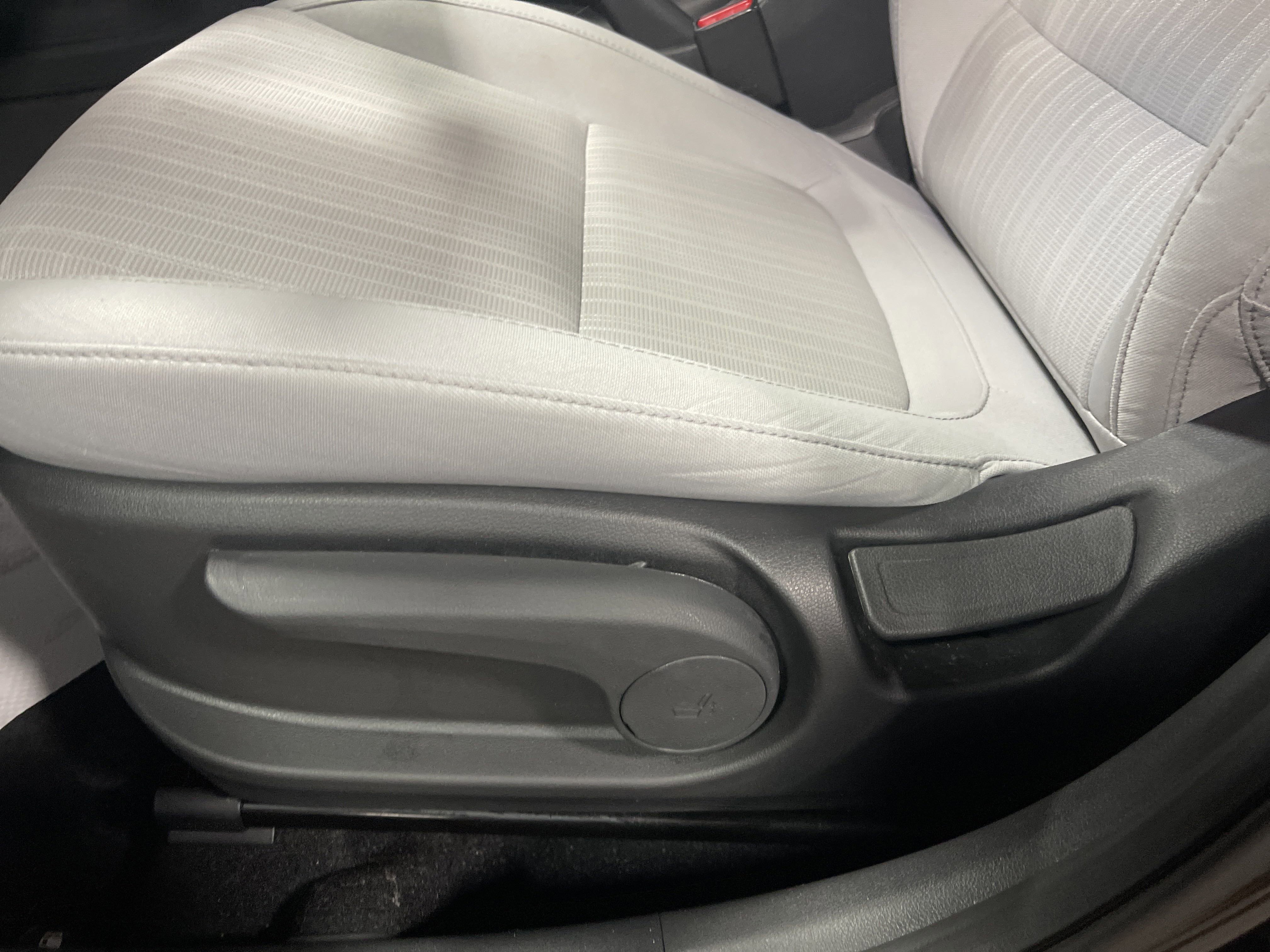 2022 Hyundai Kona SEL photo 3