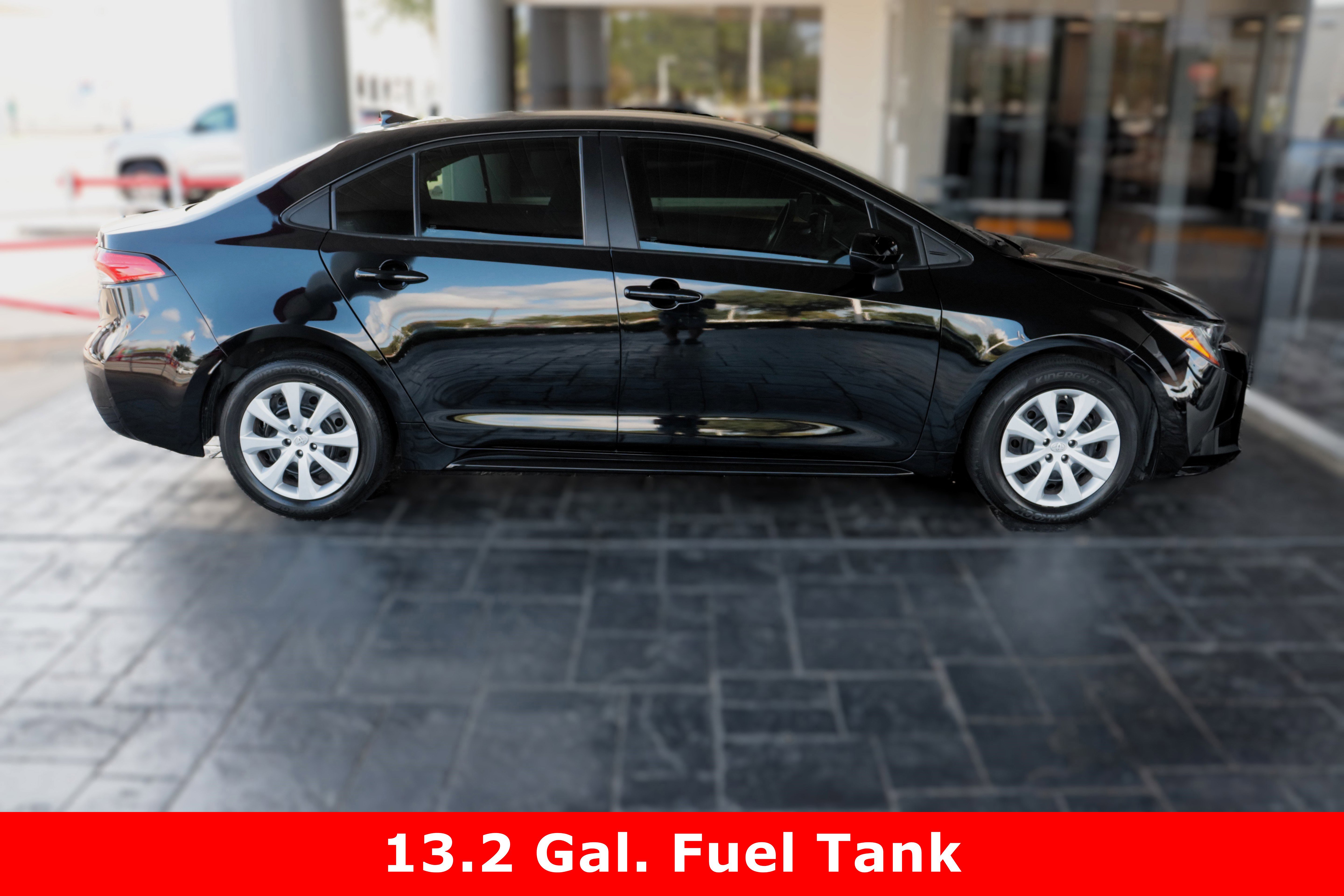 2023 Toyota Corolla LE photo 4