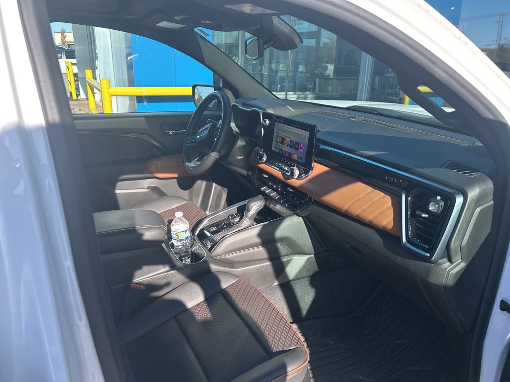 2023 Gmc Canyon AT4 photo 4