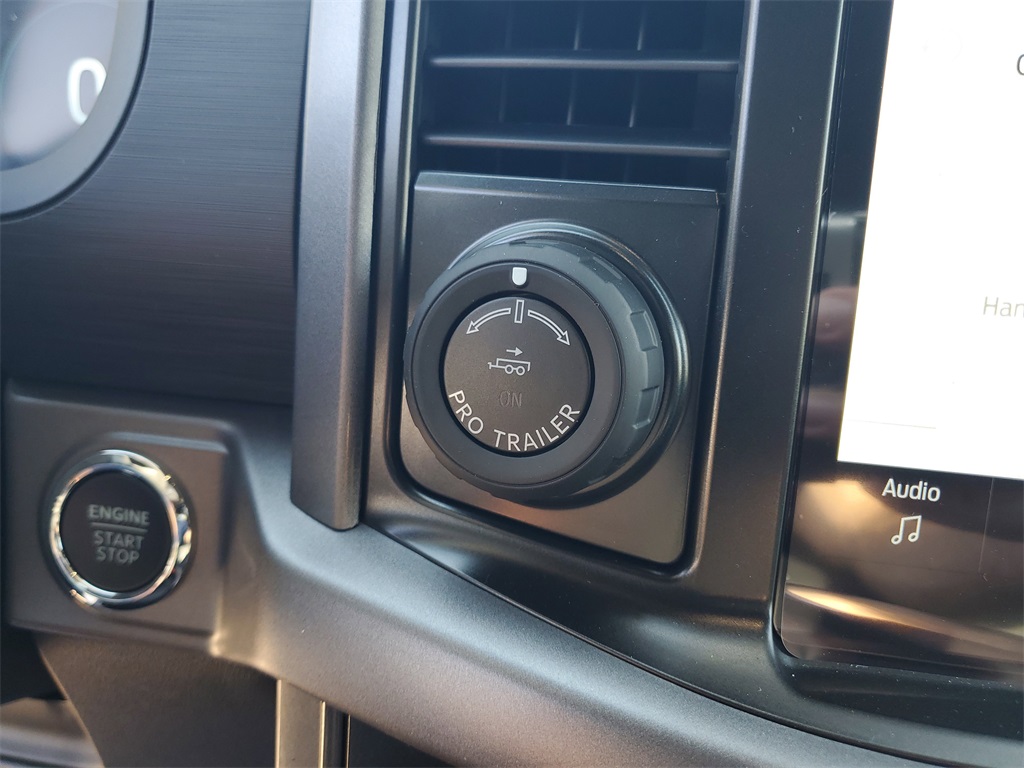 2025 Ford F-150 XLT photo 20
