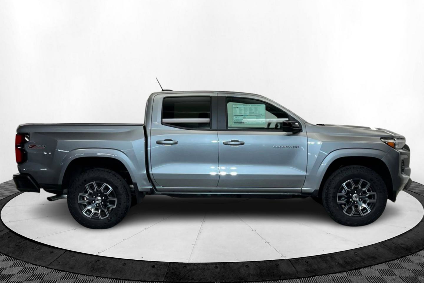 2026 Chevrolet Colorado Z71 photo 6