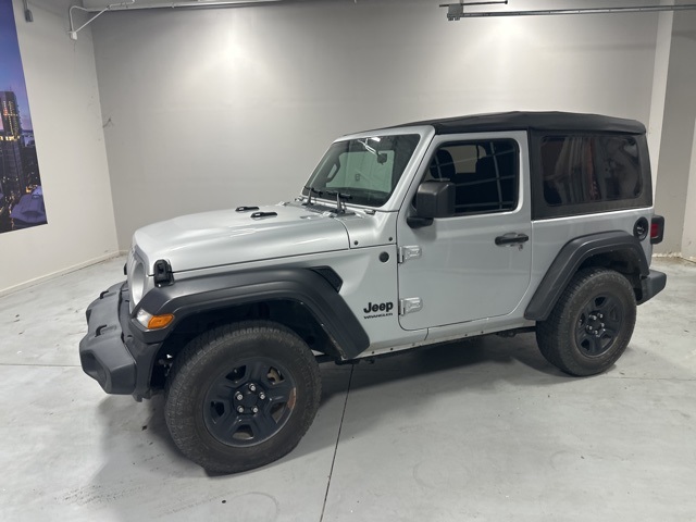 2022 Jeep Wrangler Sport photo 2