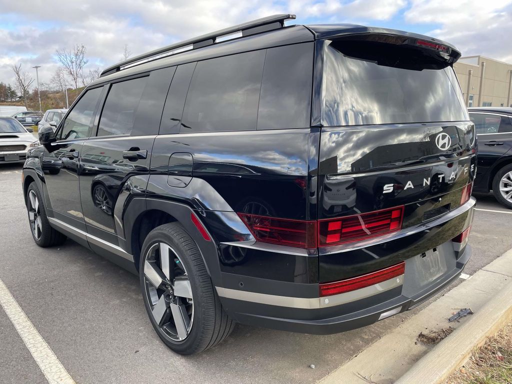 2024 Hyundai Santa Fe Limited photo 3
