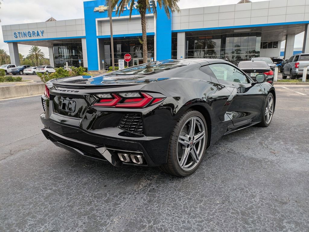 2026 Chevrolet Corvette Stingray photo 4