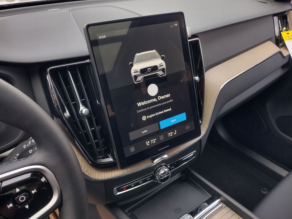 2026 VOLVO XC60 - Image 14