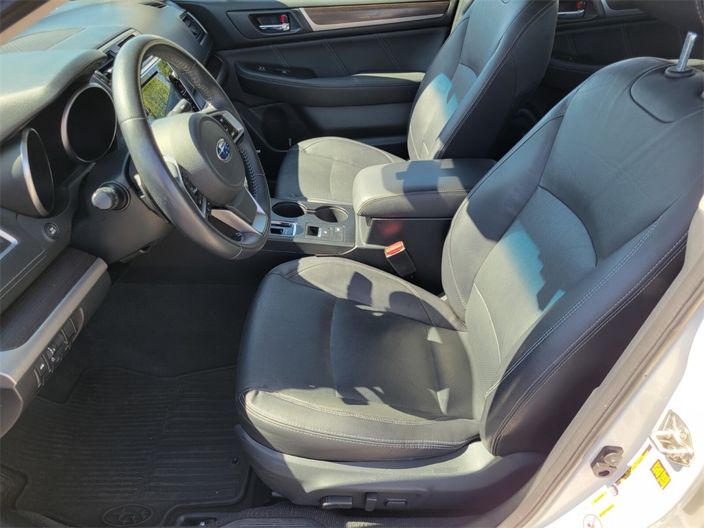 2018 Subaru Legacy Limited photo 10
