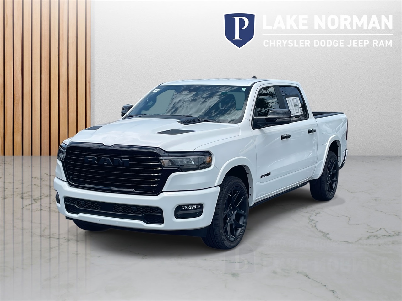 2025 Ram 1500 Laramie photo 3