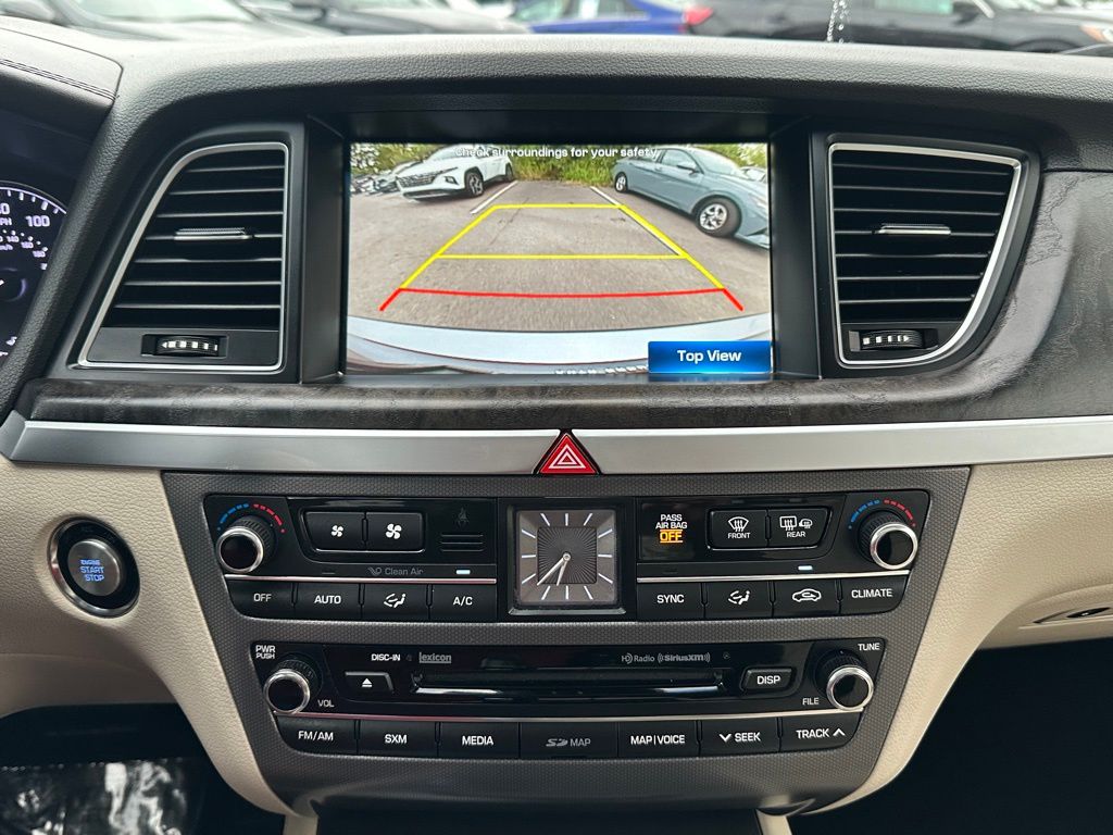 2017 Genesis G80 3.8 AWD photo 16