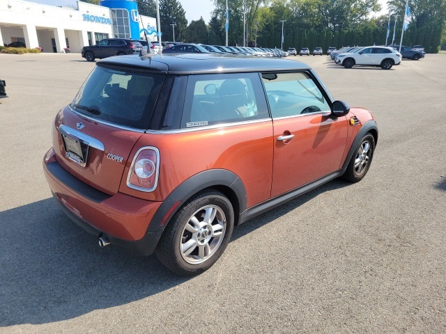 2012 Mini Cooper Base photo 12