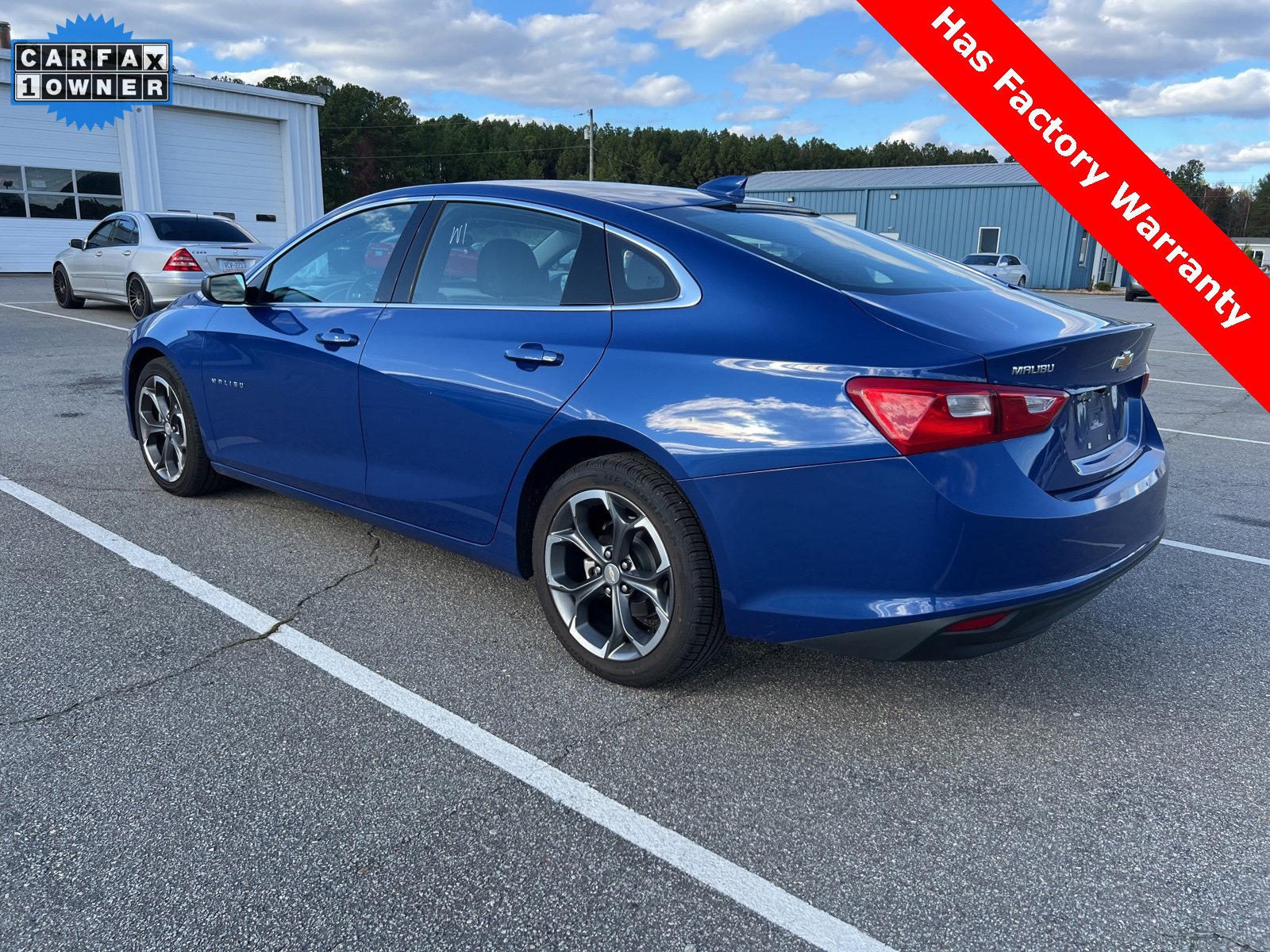 2023 Chevrolet Malibu 1LT photo 3
