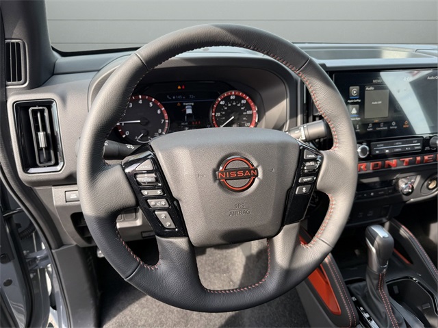 2025 Nissan Frontier PRO-4X photo 20