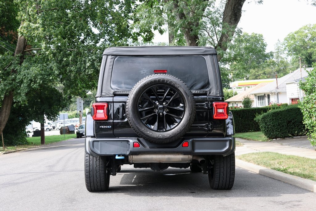 2023 Jeep Wrangler Sahara 4xe photo 4