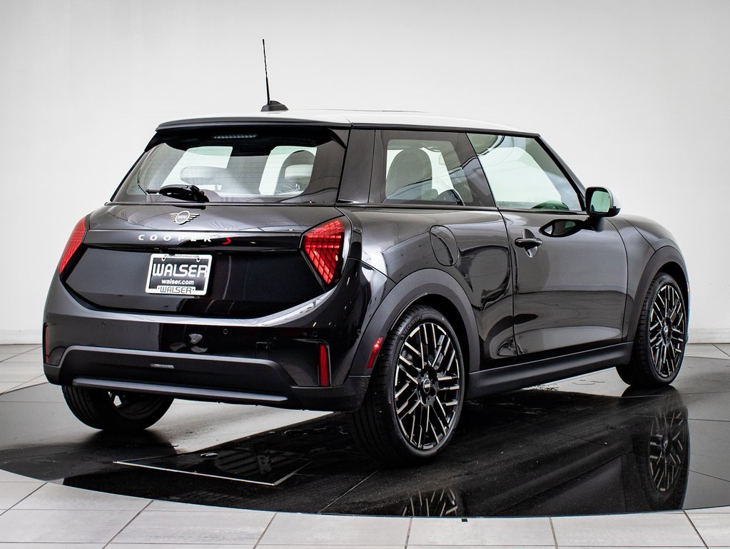 2025 Mini Cooper Hardtop S photo 10