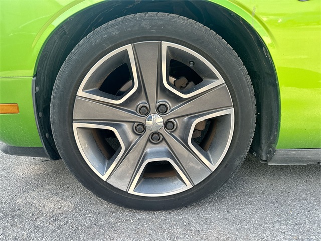2011 Dodge Challenger R/T photo 22