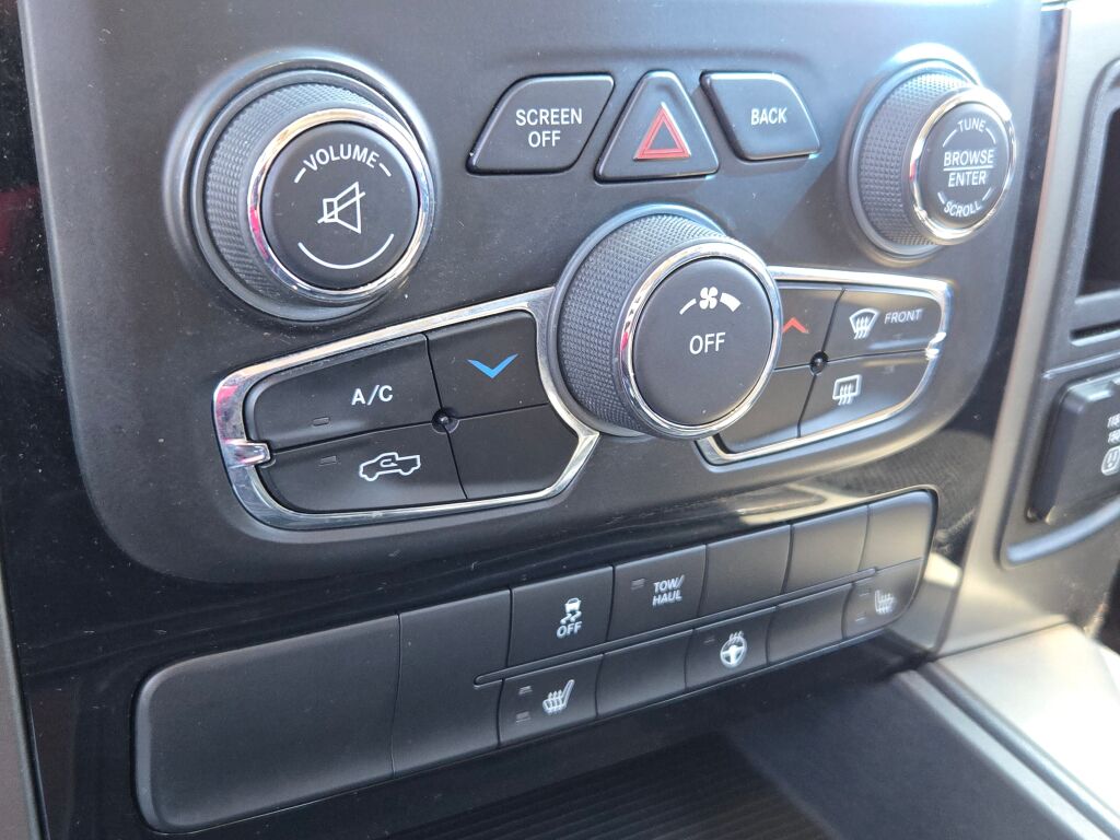 2014 Ram 1500 Sport photo 21