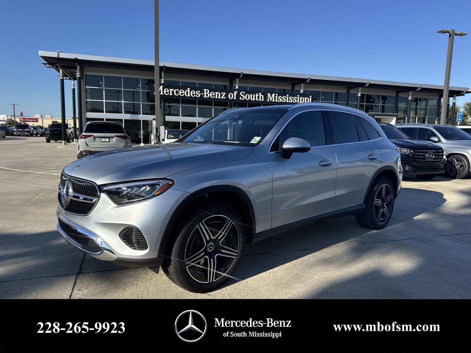 2026 Mercedes-Benz GLC Base's photo