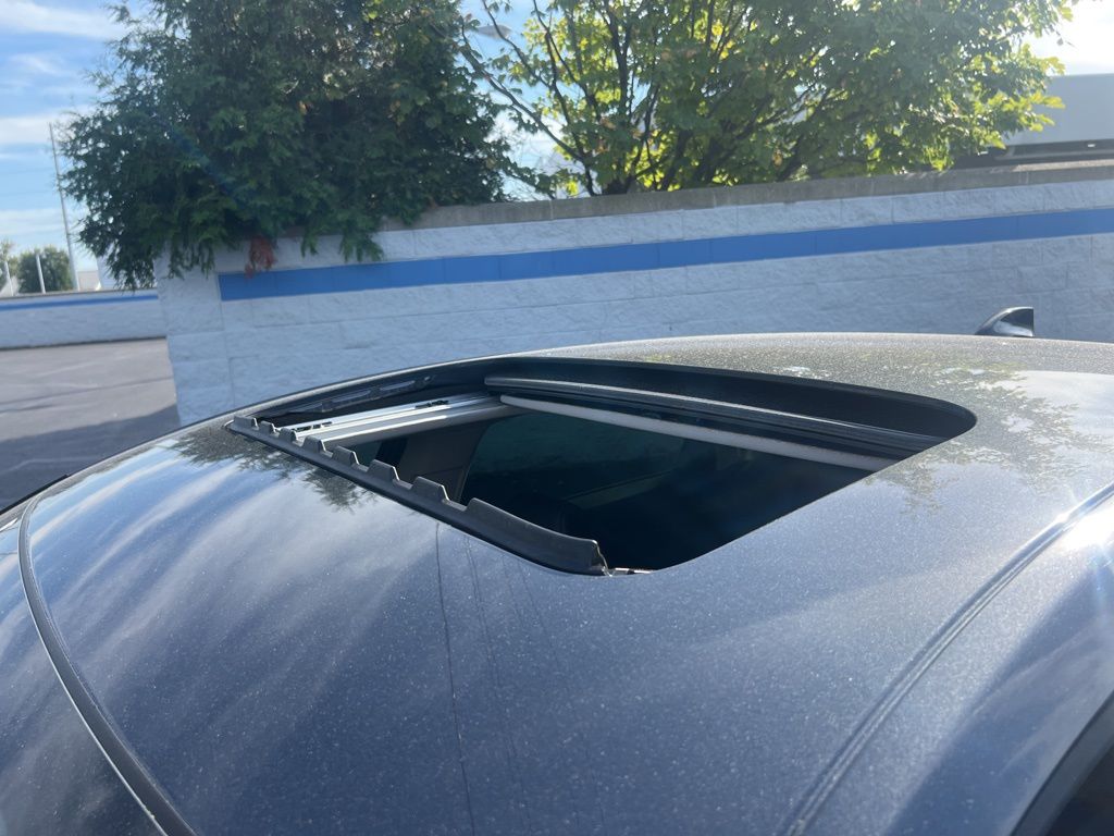 2023 Honda Accord Touring photo 9