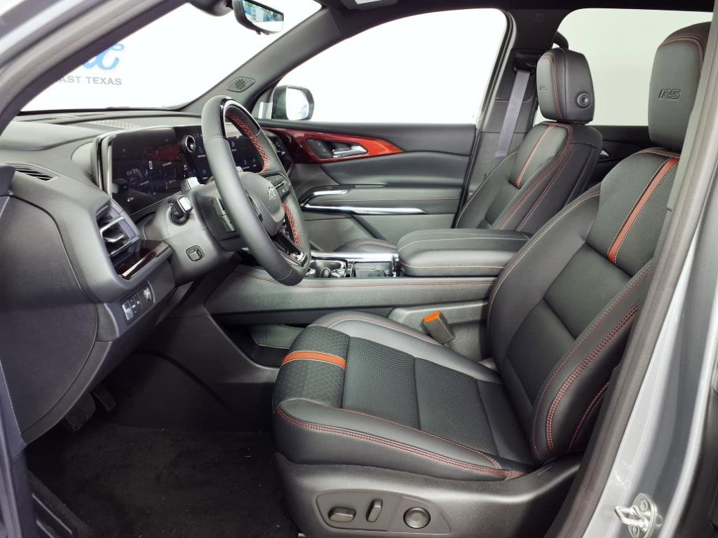 2026 Chevrolet Traverse RS photo 17