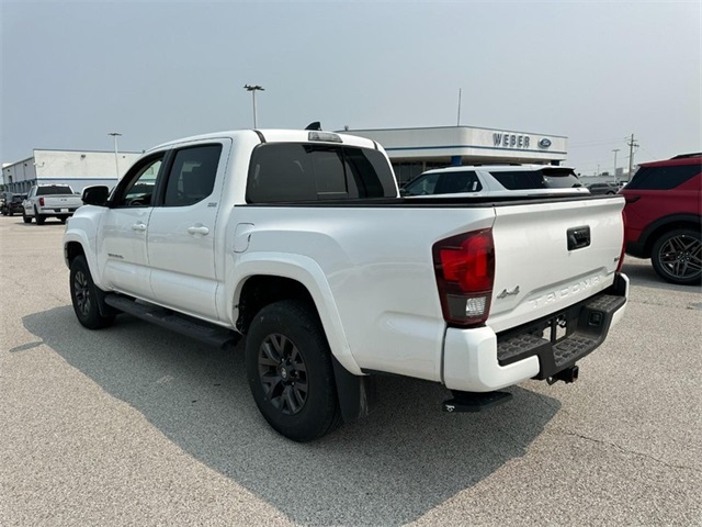 2023 Toyota Tacoma SR5 Double Cab V6 photo 3