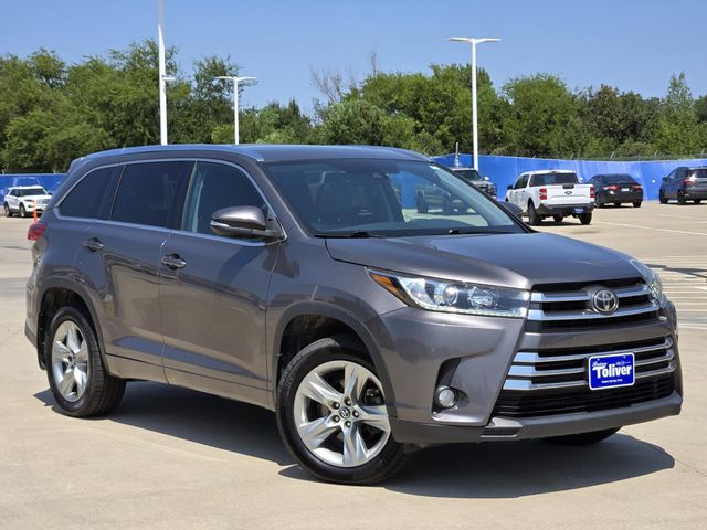 2017 Toyota Highlander Limited photo 2