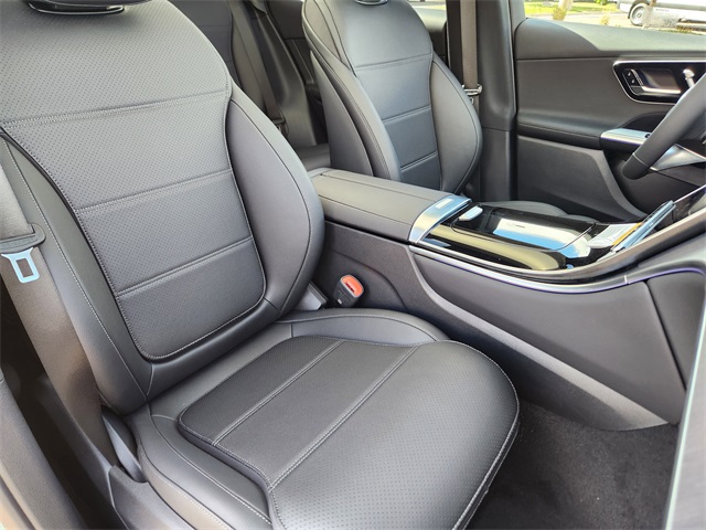 2026 Mercedes Benz GLC 350e 4MATIC photo 16