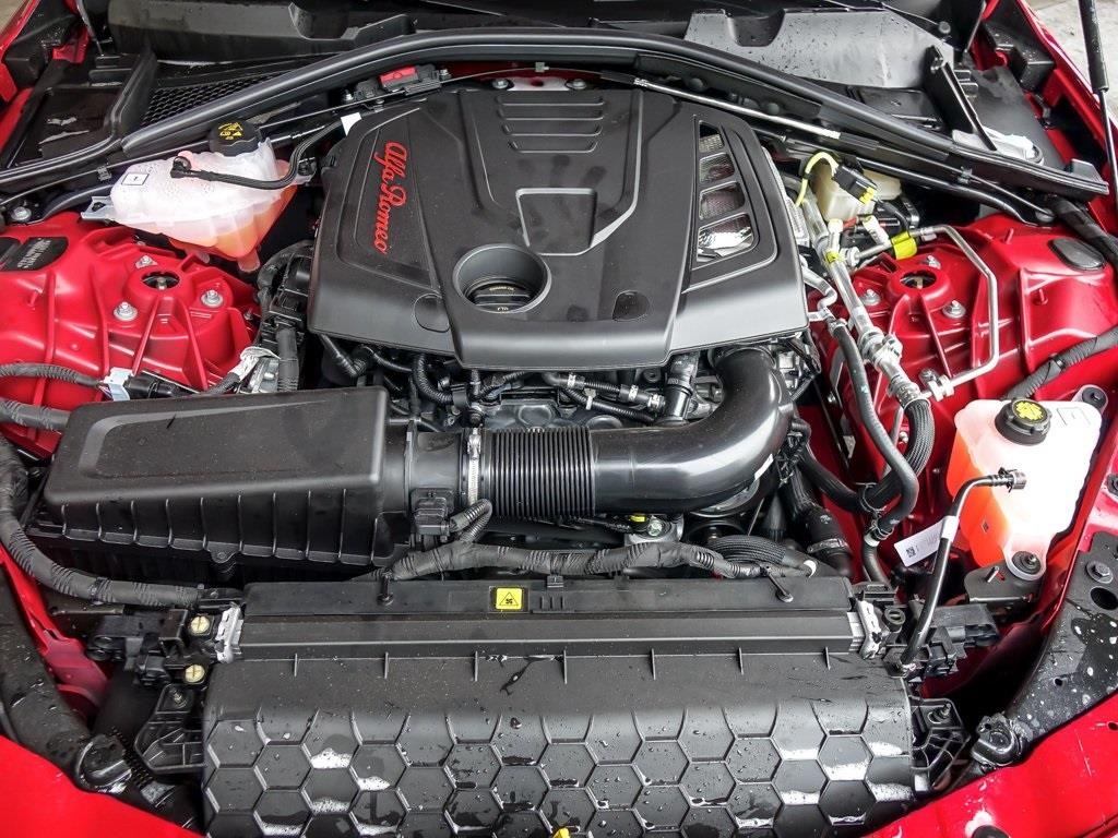 2025 ALFA ROMEO GIULIA (952) - Image 19