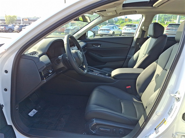 2025 Honda Accord Hybrid EX-L photo 13
