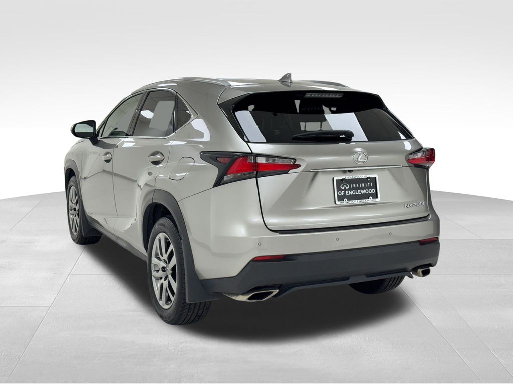 2016 Lexus NX 200t AWD photo 3