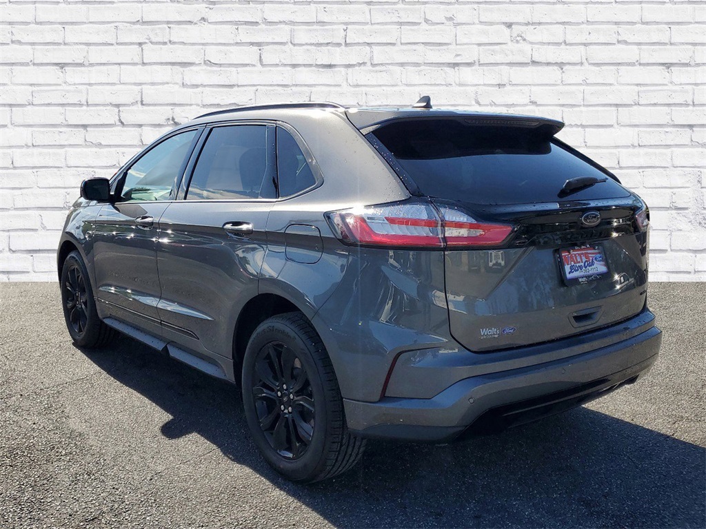 2024 Ford Edge SE photo 4
