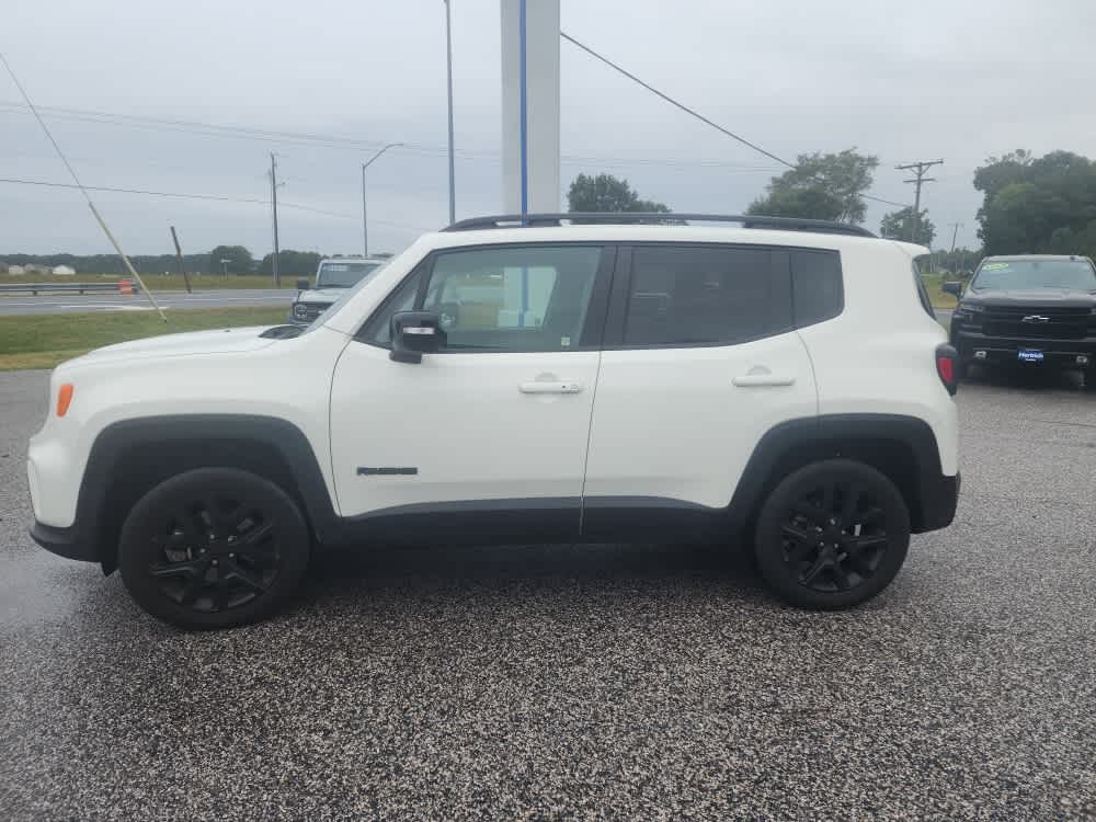 2023 Jeep Renegade Altitude photo 2