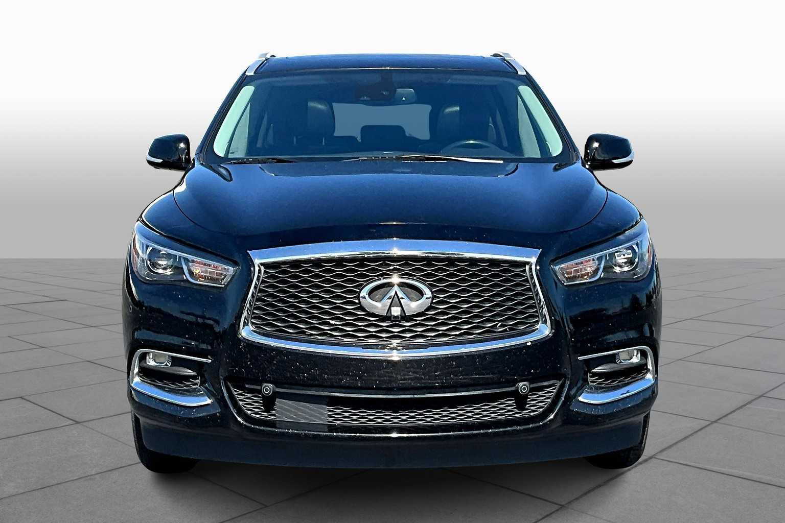 2019 Infiniti QX60 Luxe photo 2