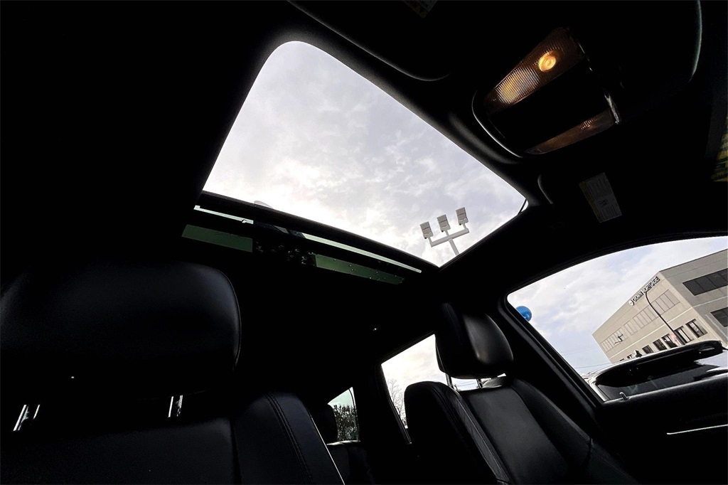 2019 JEEP GRAND CHEROKEE - Image 19